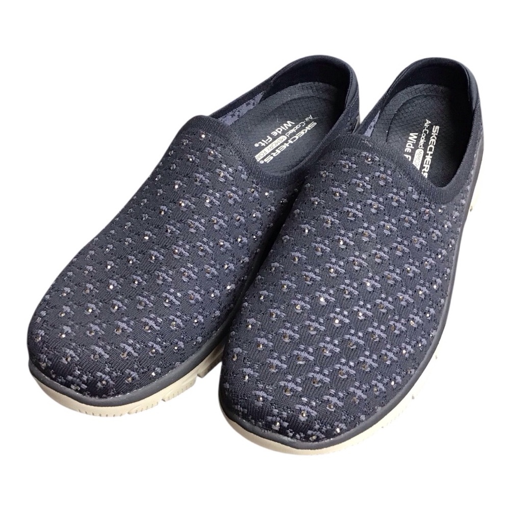 NWOT Skechers Slip On Shoes